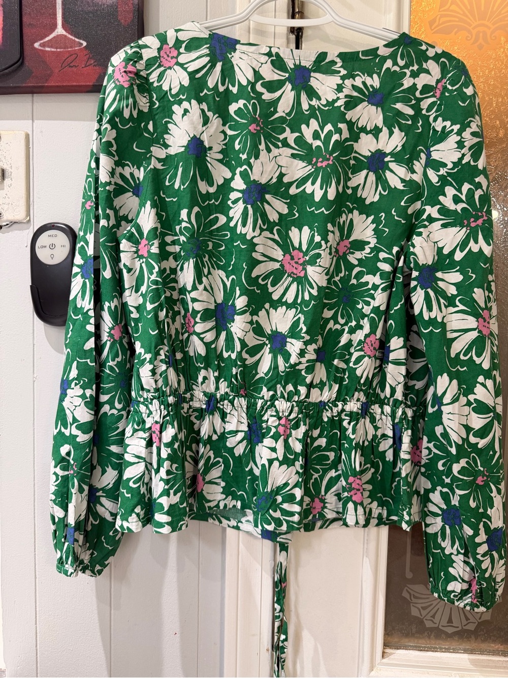 LOFT Green and White Floral Blouse‎